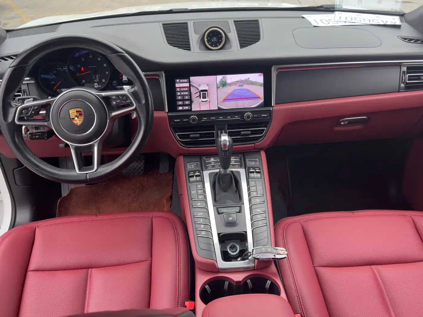 Porsche Macan 2022 Macan T 2.0T фото 10