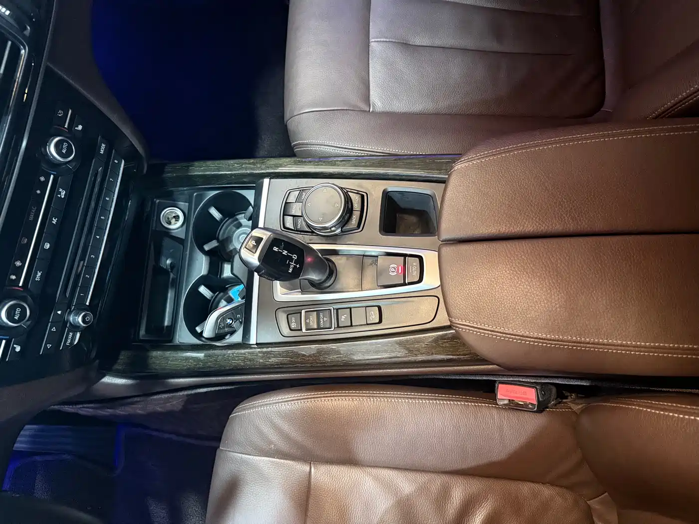 BMW X5 (Import) 2014 xDrive35i Leading фото 8