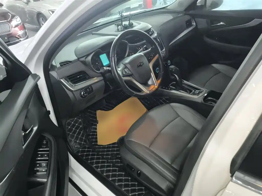 Chevrolet Malibu 2018 530T Automatic Luxury Edition фото 16