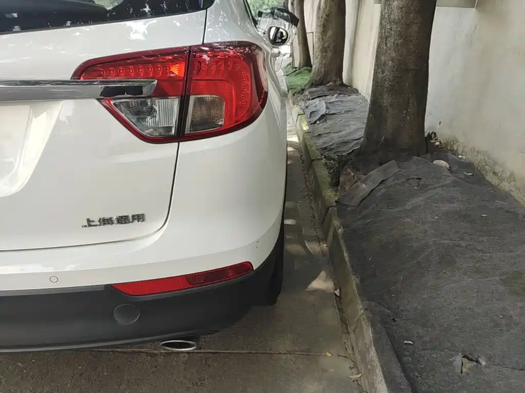 Buick Envision Plus 2015 2014 28T 4WD Luxury
