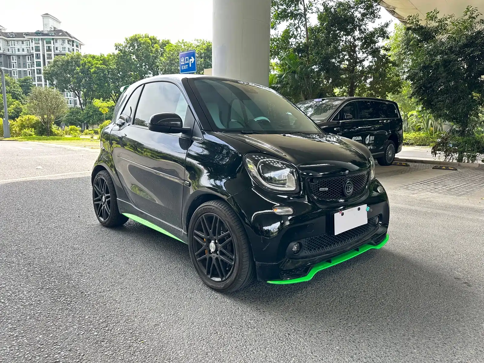 Фото 8 - Brabus smart fortwo