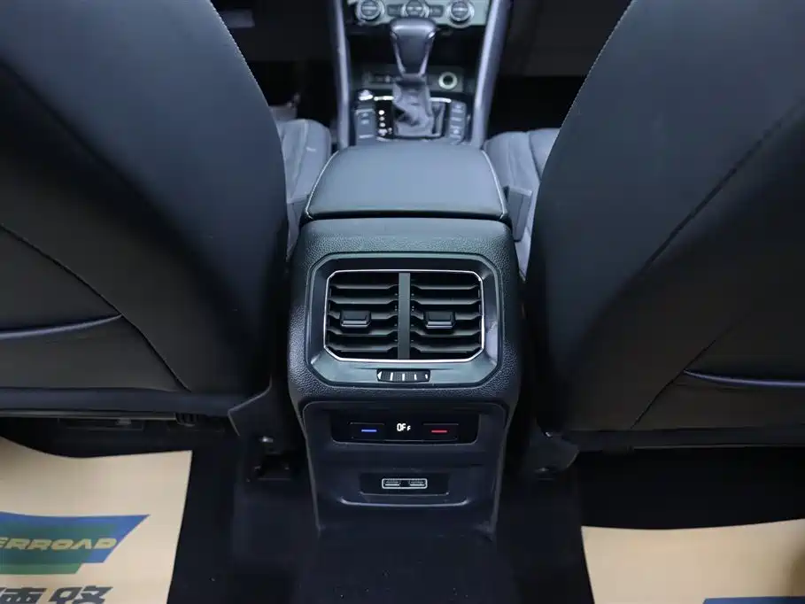 Volkswagen Tiguan L 2018 330TSI Automatic 2WD Luxury Edition фото 20