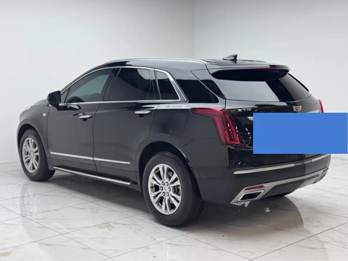 CADILLAC XT5