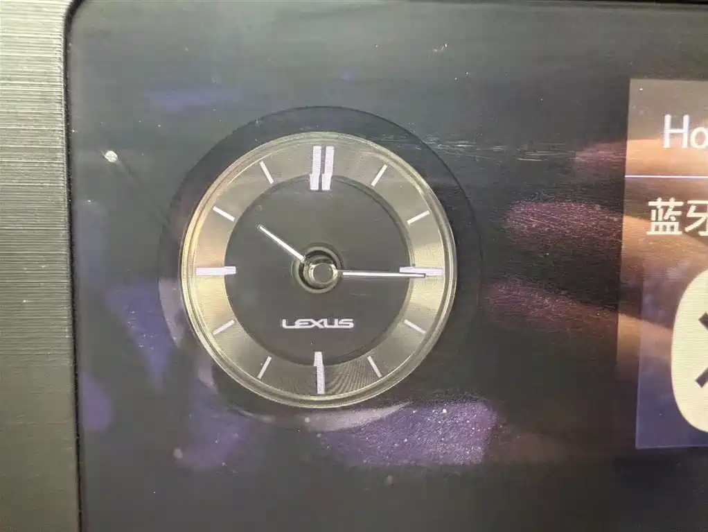 Lexus ES 2020 Model 300h Excellence Edition China V фото 12