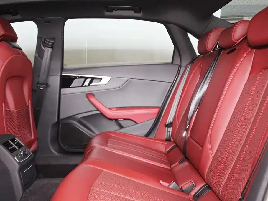 Audi A4L 2026 2025 2 Million Celebration Edition 40 TFSI Luxury Dynamic