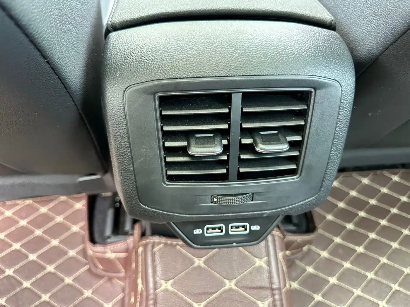 Volkswagen T-ROC 2022 280TSI DSG 2WD Comfort PLUS фото 18