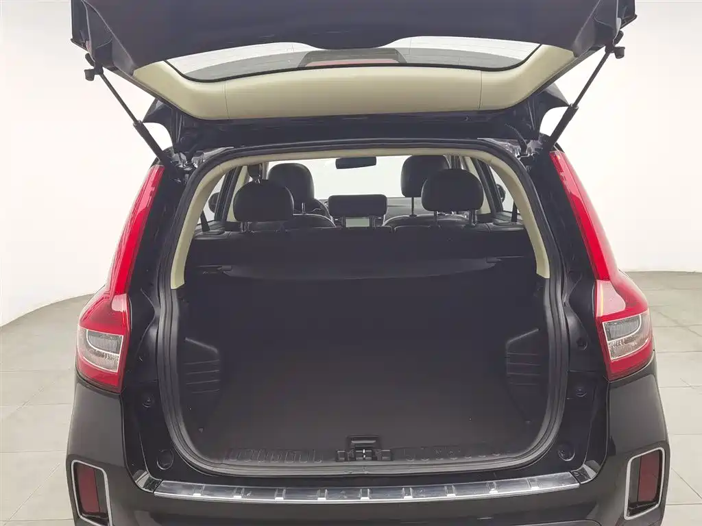 GEELY AUTOMOBILE VISION X6