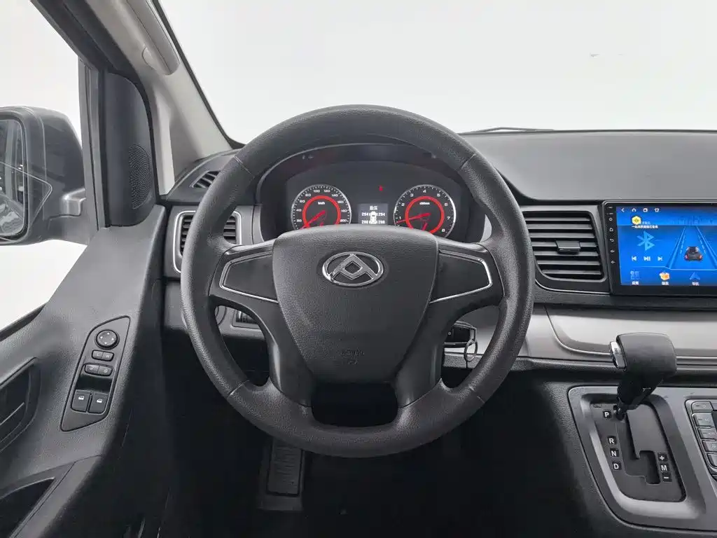 SAIC Maxus Maxus G10 2020 2021 2.0T Automatic Smart Edition Gasoline 7-Seater