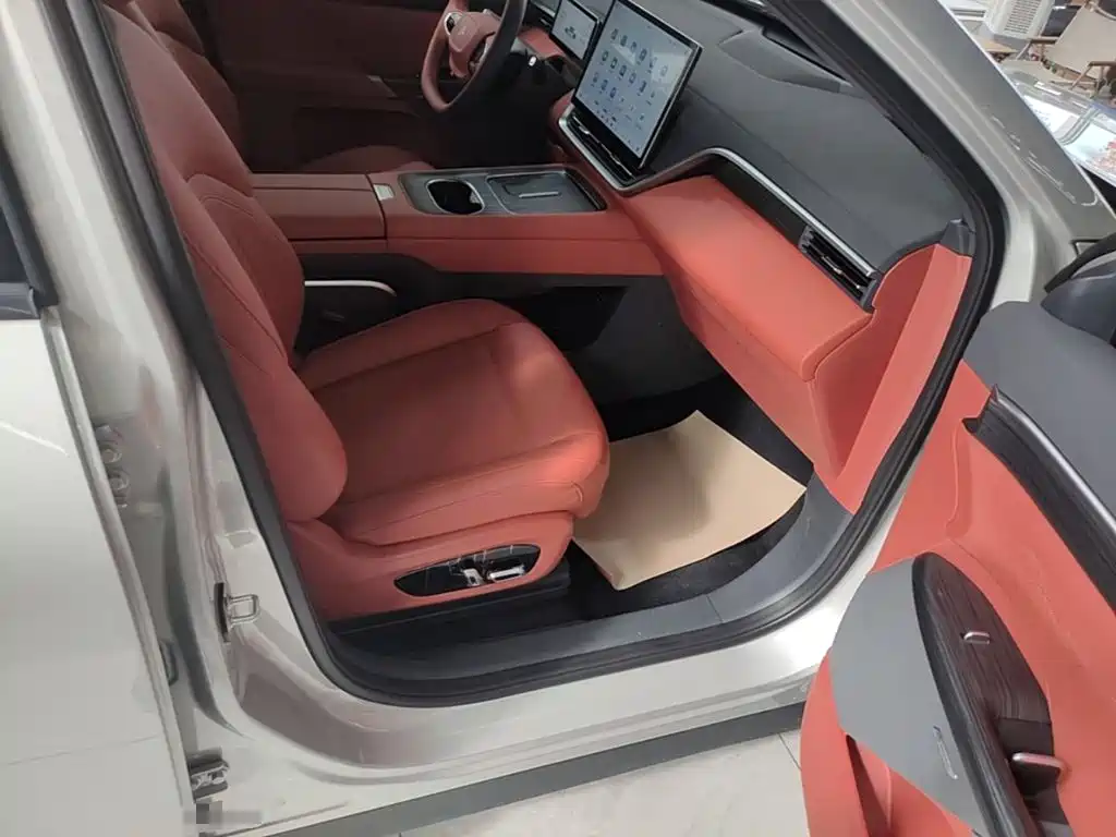 Dongfeng Yipai eπ008 2025 2024 210Max Range Extender 6-Seater
