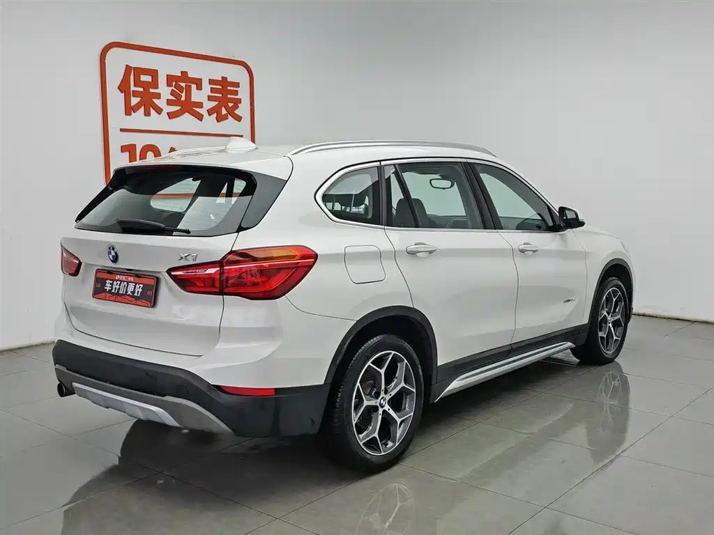 BMW X1 2018 sDrive18Li Premium Model фото 2