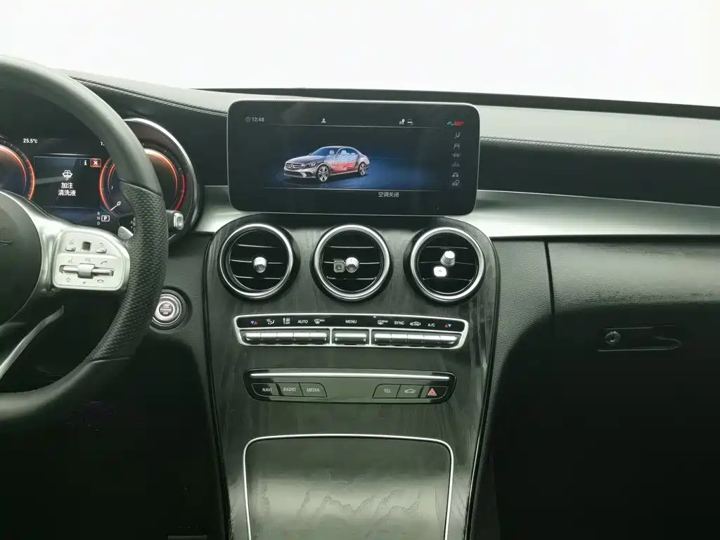 Mercedes-Benz C-Class, миниатюра 12