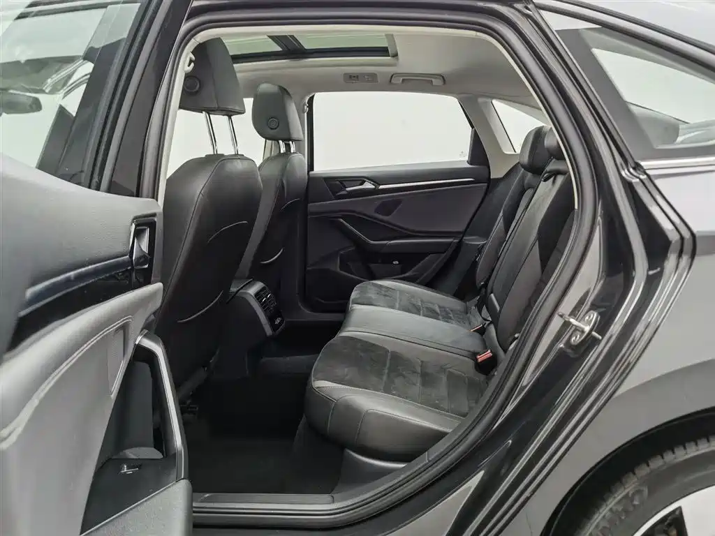 Volkswagen Sagitar 2021 280TSI DSG Excellence Edition фото 15