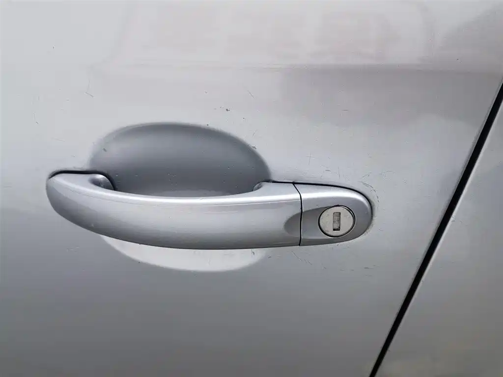 Volkswagen Sagitar 2011 1.6L Manual Comfort фото 18