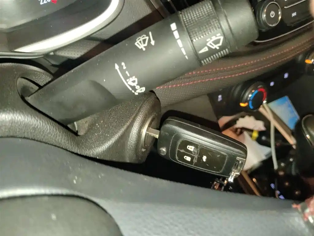 Chevrolet Monza 2020 Mild Hybrid RS 330T Automatic Smooth Edition фото 12