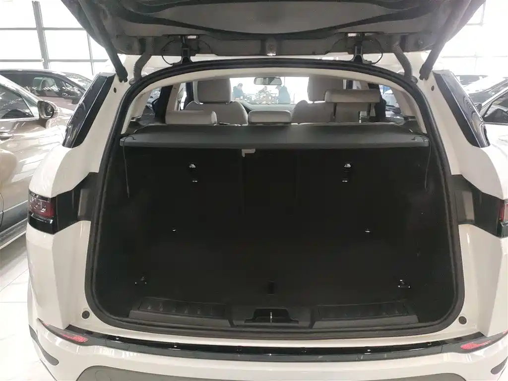 Land Rover Range Rover Evoque 2020 249PS Youth Edition фото 19