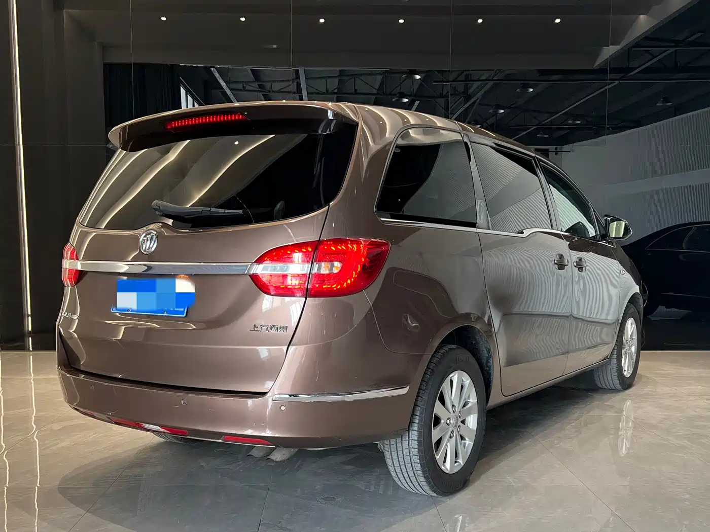Buick GL8 2018 28T Comfort China VI фото 4