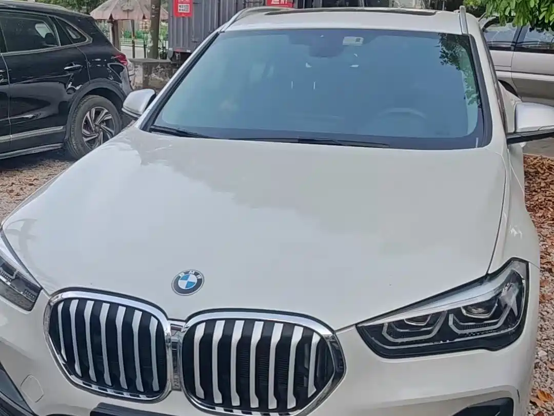 BMW X1 2021 sDrive20Li Exclusive фото 2