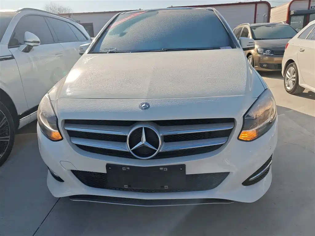 Mercedes-Benz B-Class 2017 B 200 Dynamic фото 3