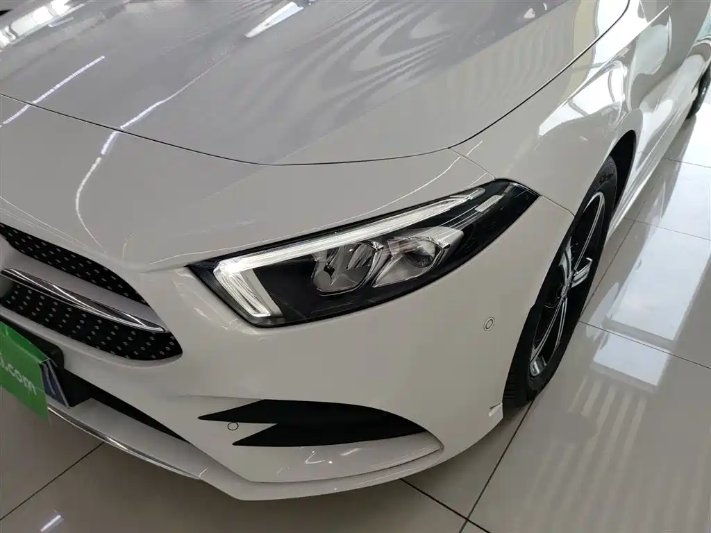 Mercedes-Benz A-Class 2022 Facelift III A 200 L Sport Sedan Fashion фото 18