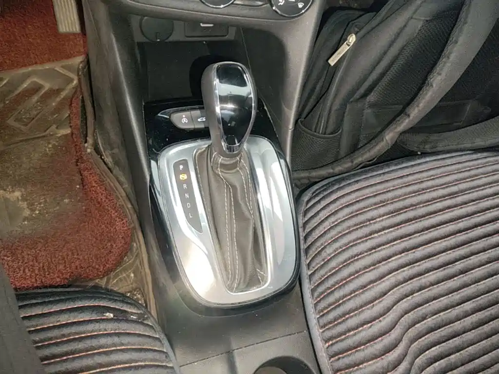 Фото 14 - Buick Excelle