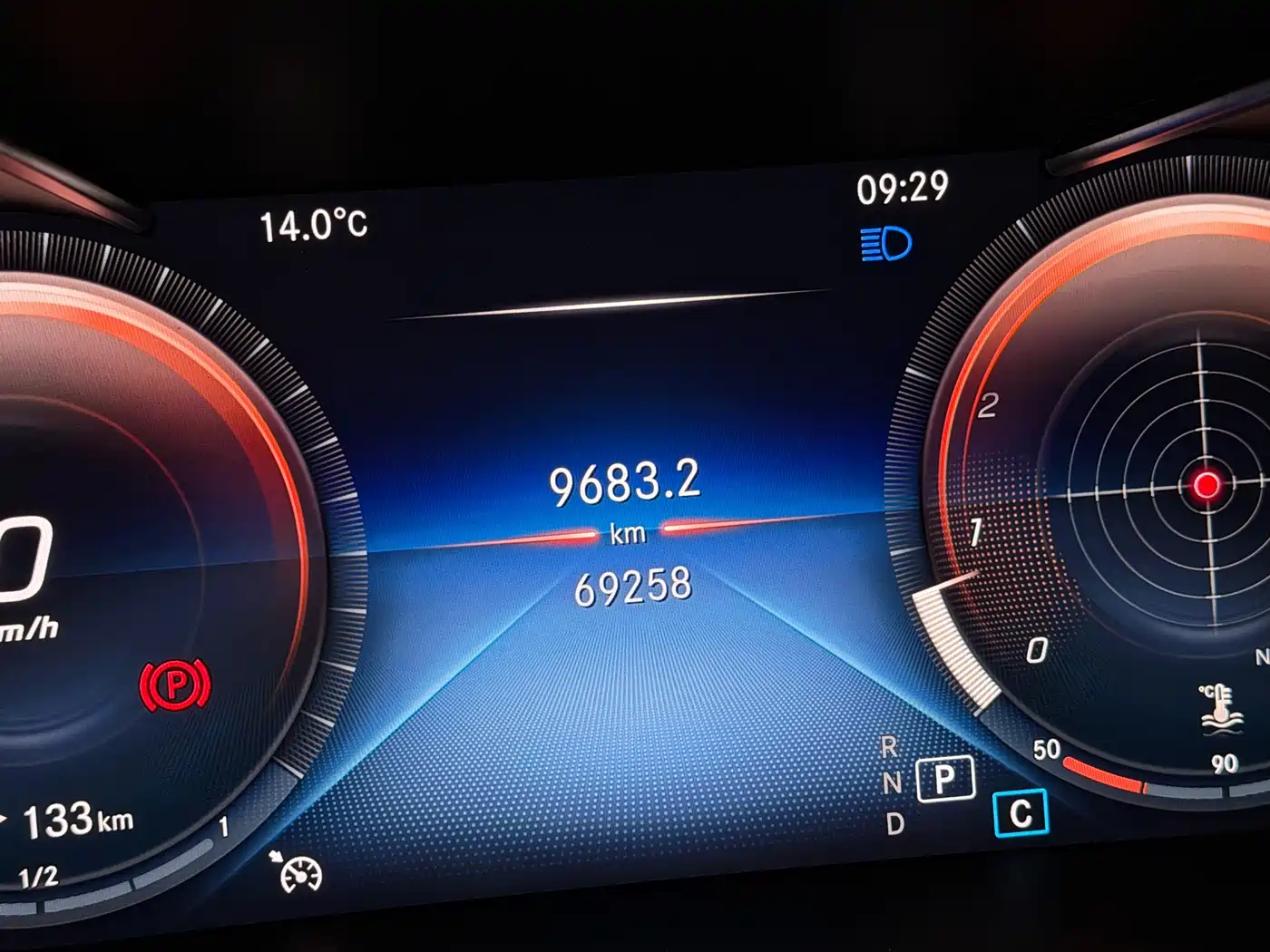 Mercedes-Benz GLC 2021 GLC 260 L 4MATIC Sporty фото 14