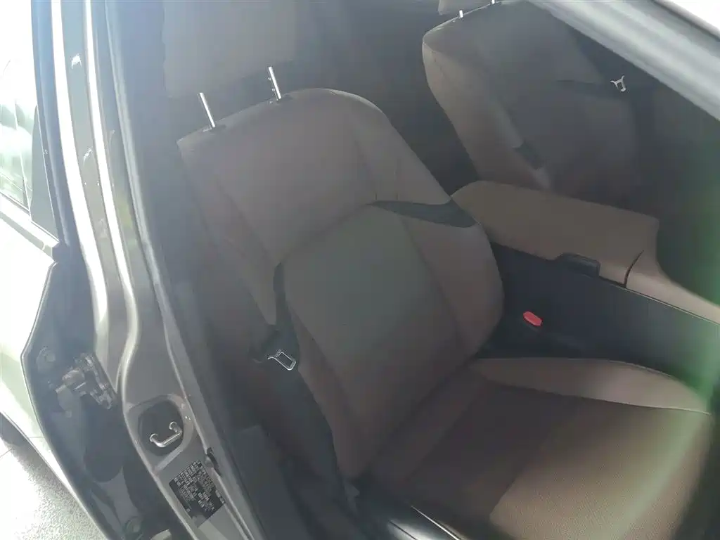 Lexus ES 2022 200 Excellence Edition фото 25