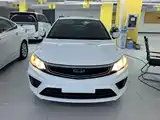 Фото 3 - Geely Vision
