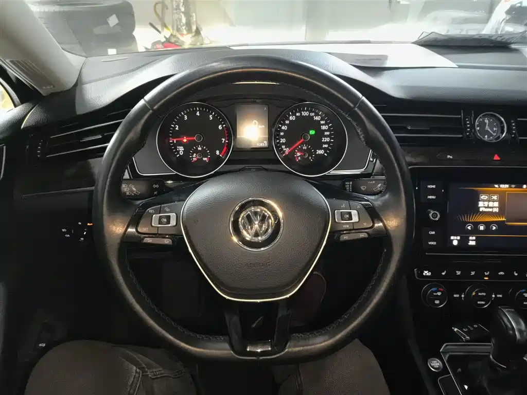 Volkswagen Magotan 2019 330TSI DSG Luxury Class China VI фото 11