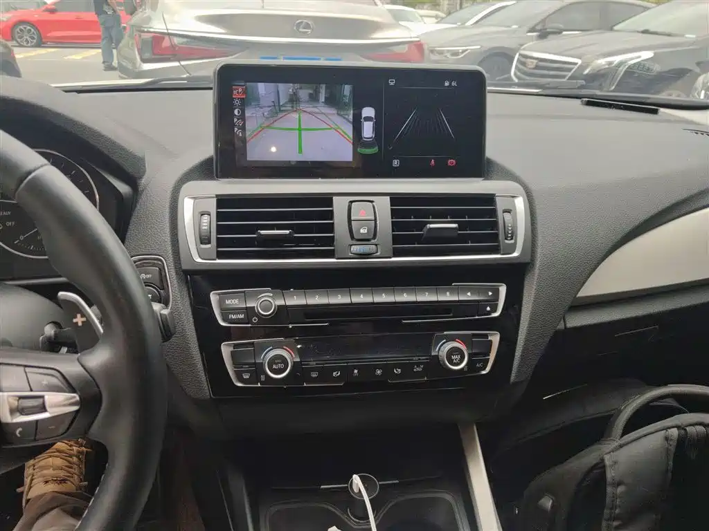 BMW 1 Series (Import) 2015 120i Leading фото 13