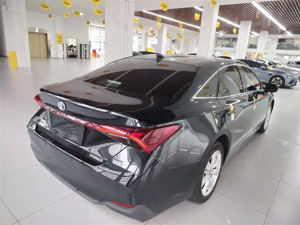 Toyota Avalon 2023 Dual Hybrid 2.5L Aspiration Edition фото 5