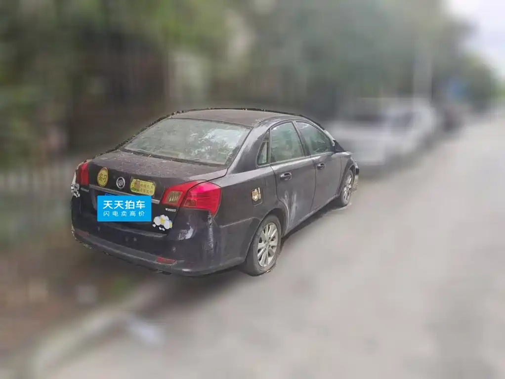 Photo 2 - Buick Excelle