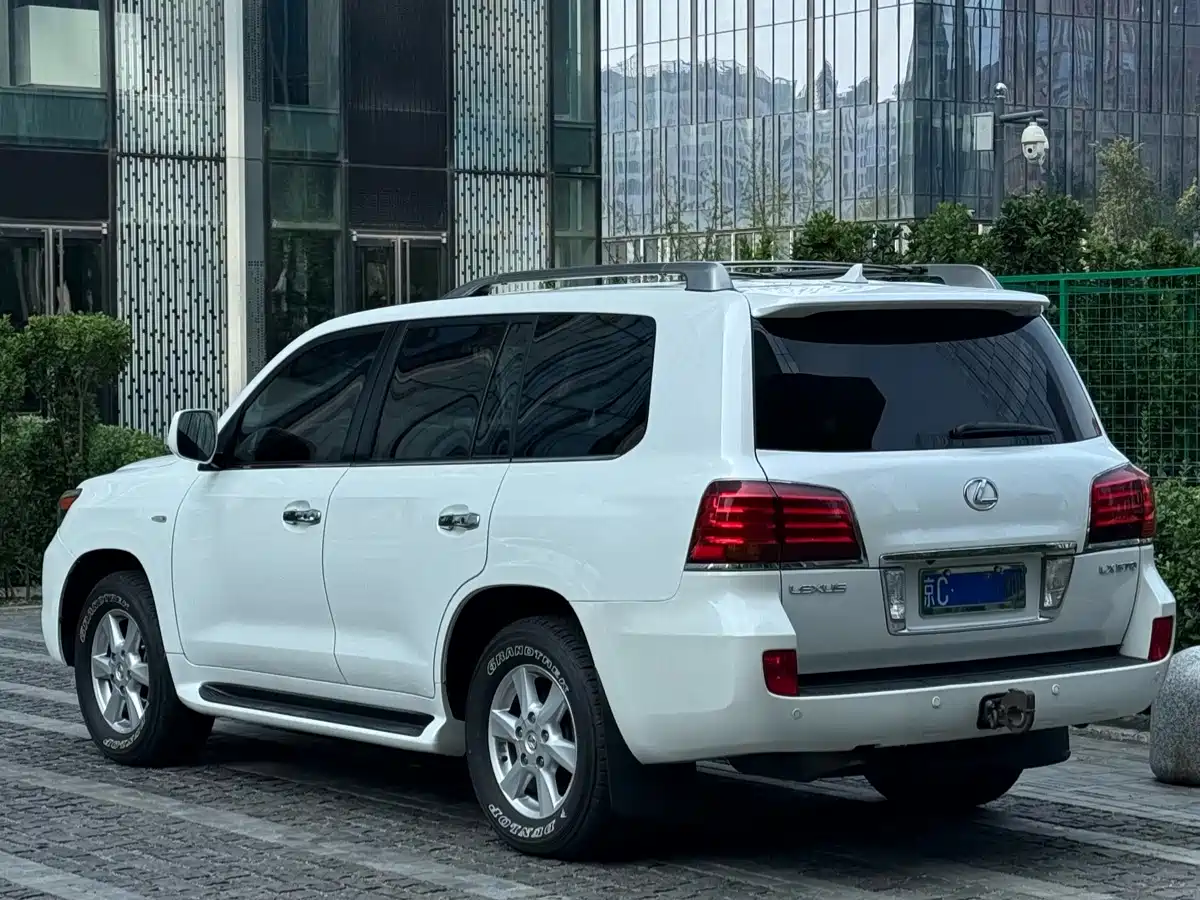 Lexus LX 2011 2009 570