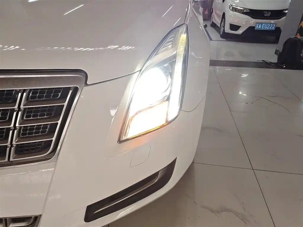 Cadillac XTS 2014 28T Comfort фото 18