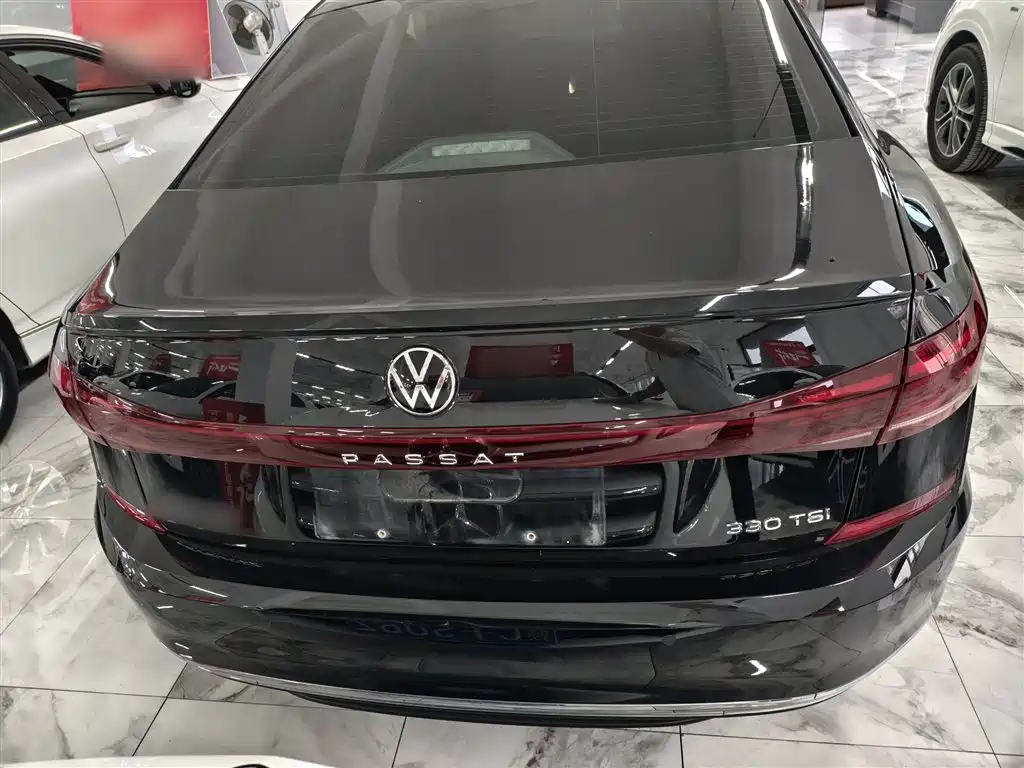 Volkswagen Passat 2023 Facelift 330TSI Elite Edition фото 11