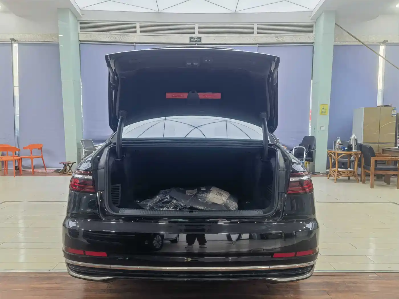Audi A8 2024 Model A8L 50 TFSI quattro Premium Selection фото 14