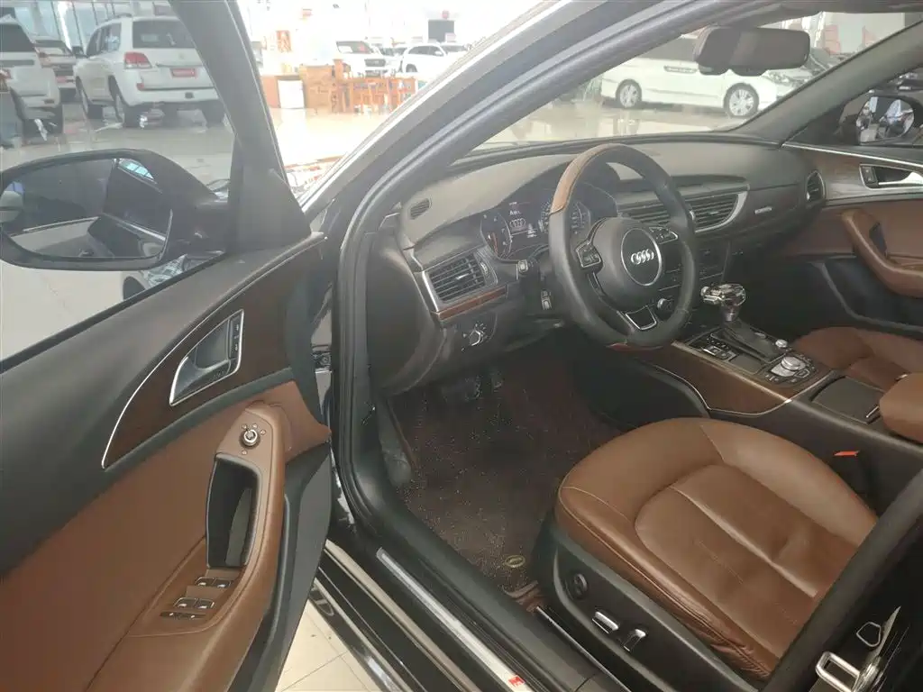 Audi A6L 2018 30th Anniversary 45 TFSI quattro Sport фото 10