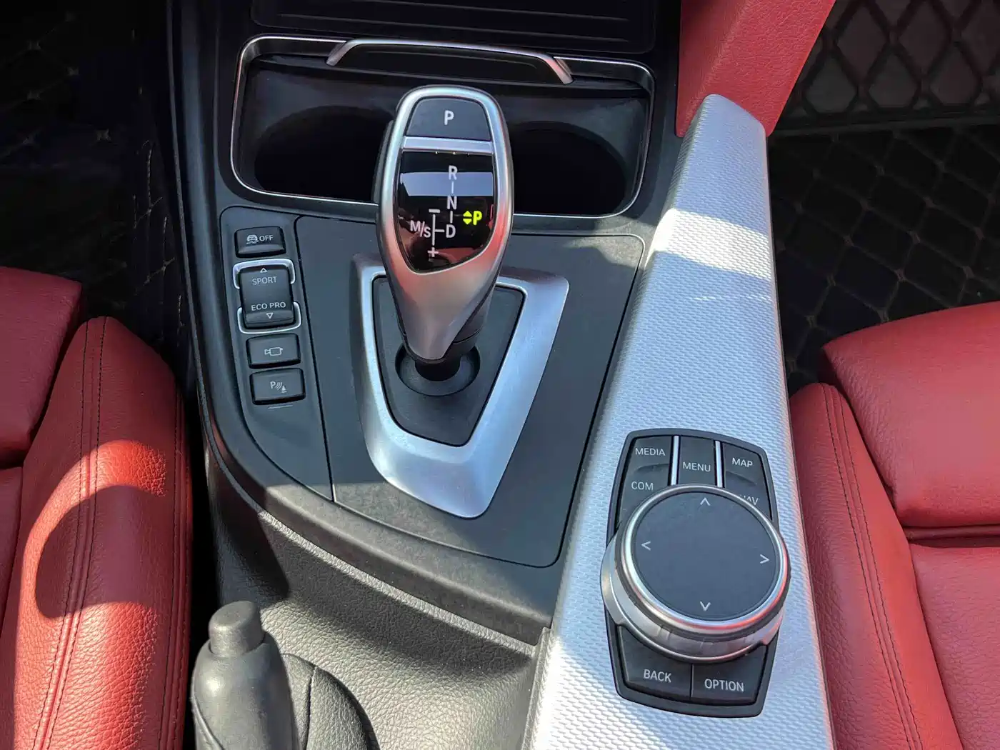 BMW 4 Series 2019 425i M Sport Shadow Edition фото 19