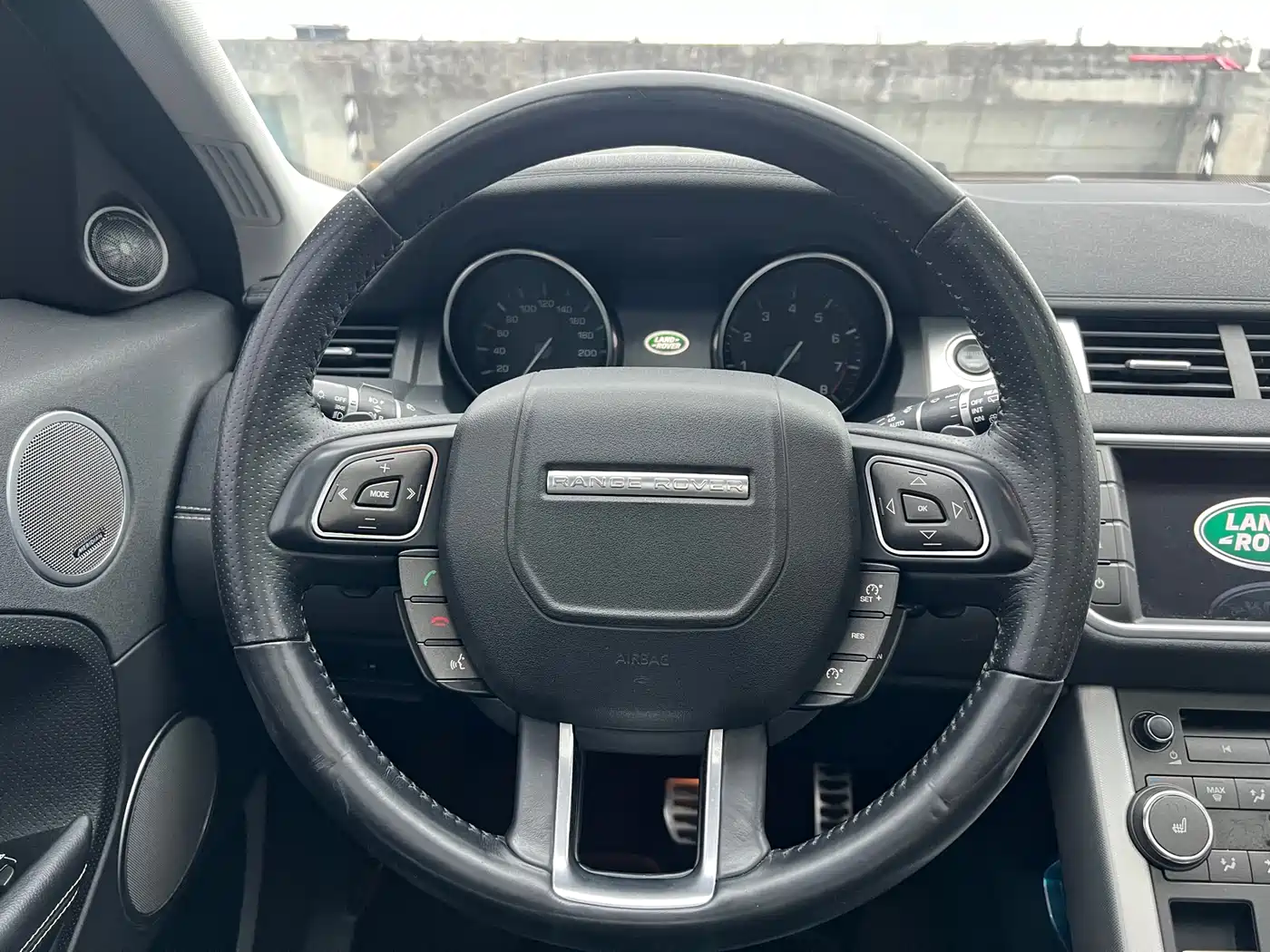 Land Rover Range Rover Evoque (Import) 2014 2.0T 5-door Limited Edition фото 15