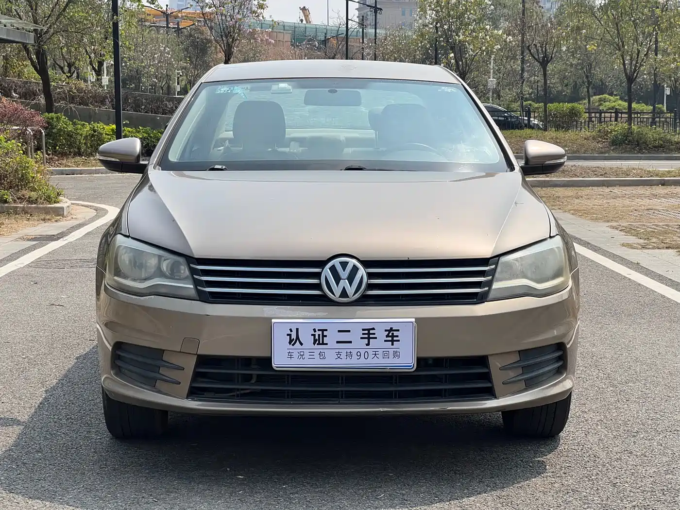 Volkswagen Bora 2014 1.6L Manual Fashion фото 2