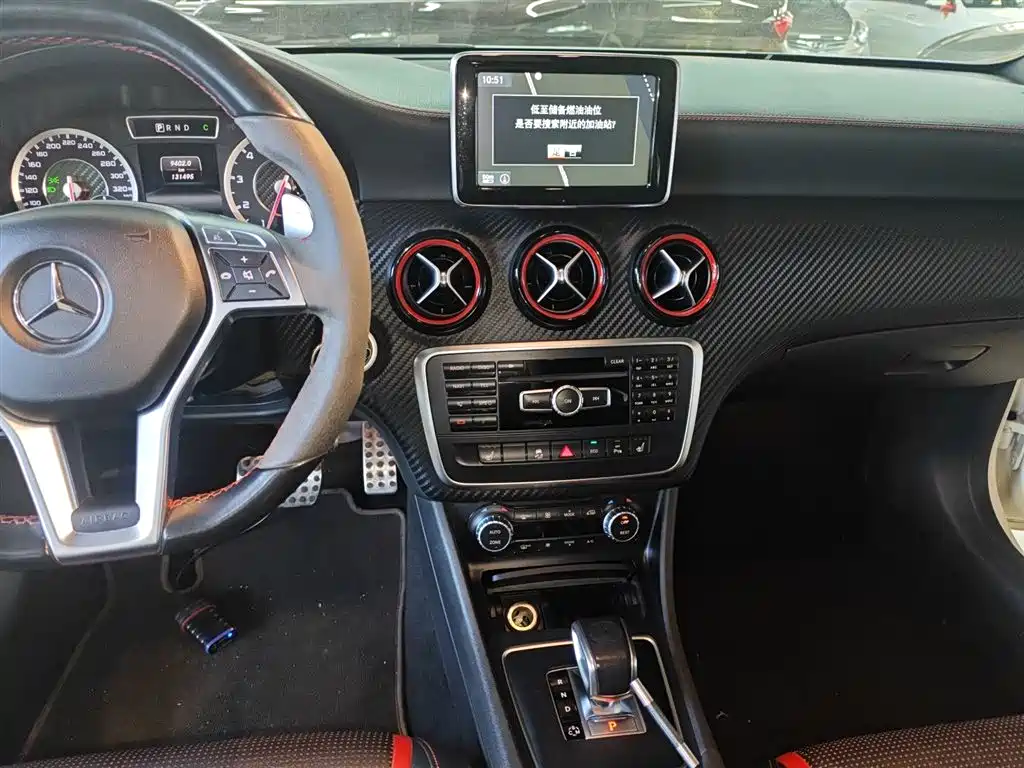 Mercedes-Benz A-Class AMG (Import) 2014 AMG A 45 4MATIC фото 9