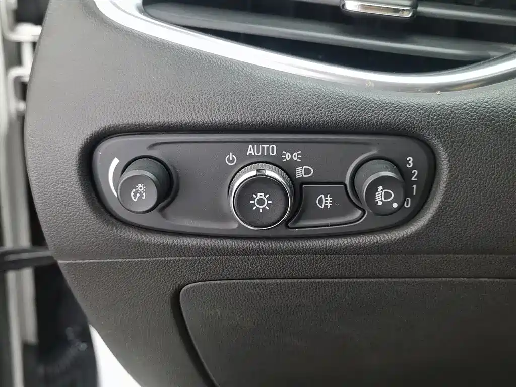 Chevrolet Malibu XL 2019 Redline 550T Automatic Sharp Action Edition фото 21