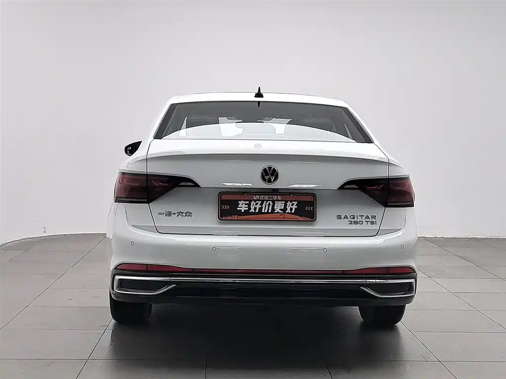 Volkswagen Sagitar 2023 Model Year 280TSI DSG Surpass Edition фото 4