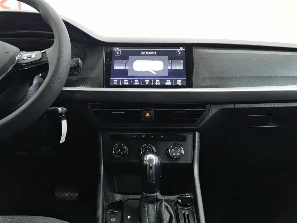 Volkswagen Lavida 2022 1.5L Auto Trend Edition фото 12