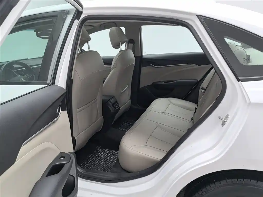 Buick Excelle 2019 15T DCT Connected Elite (China V) фото 15