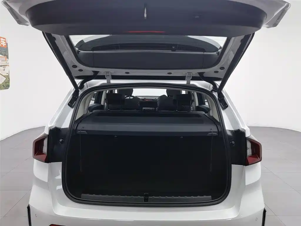 BMW X1 2024 sDrive20Li X Design Package фото 16