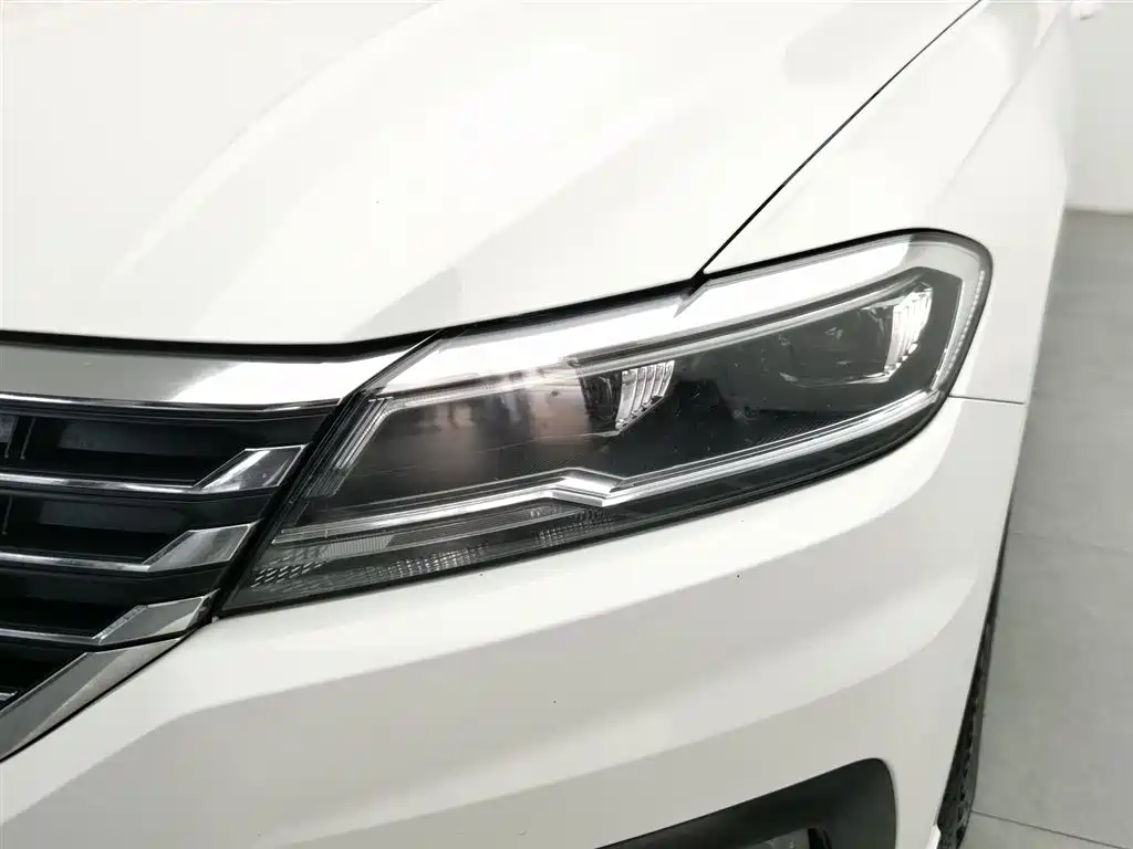 Volkswagen Lavida 2022 280TSI DSG Comfort Edition фото 7