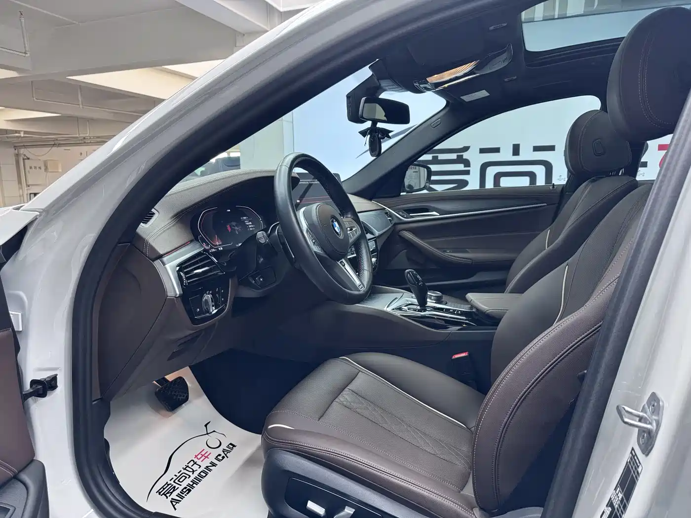 BMW 5 Series 2023 530Li xDrive M Sport Package фото 8