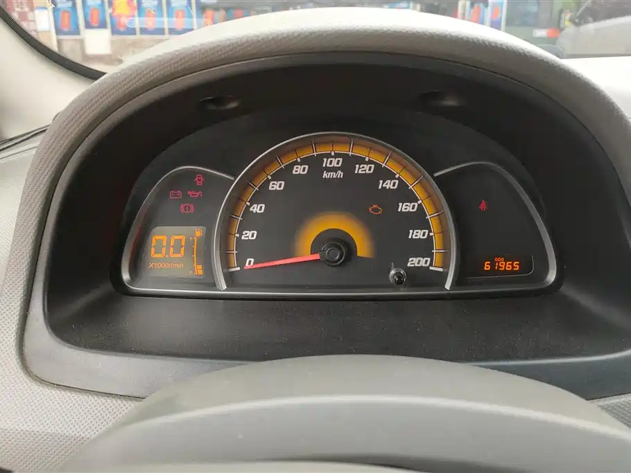 Chevrolet Sail 2011 Sedan 1.4L Manual Happiness Edition фото 14