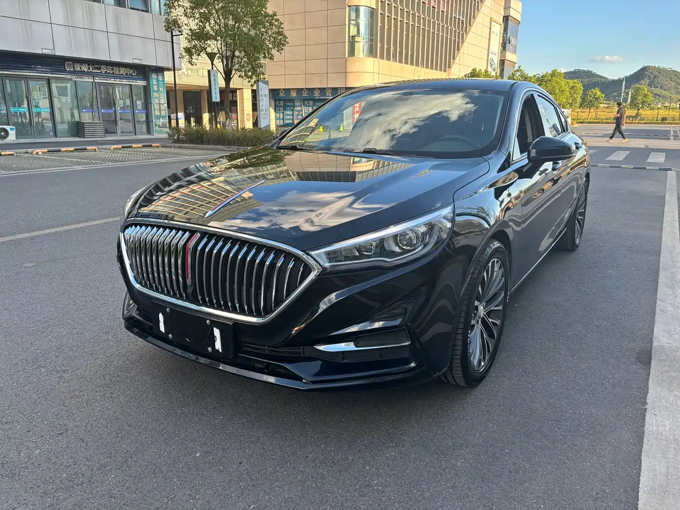 Hongqi H5 2022 Classic 1.5T DCT Flag Rhythm Edition фото 19