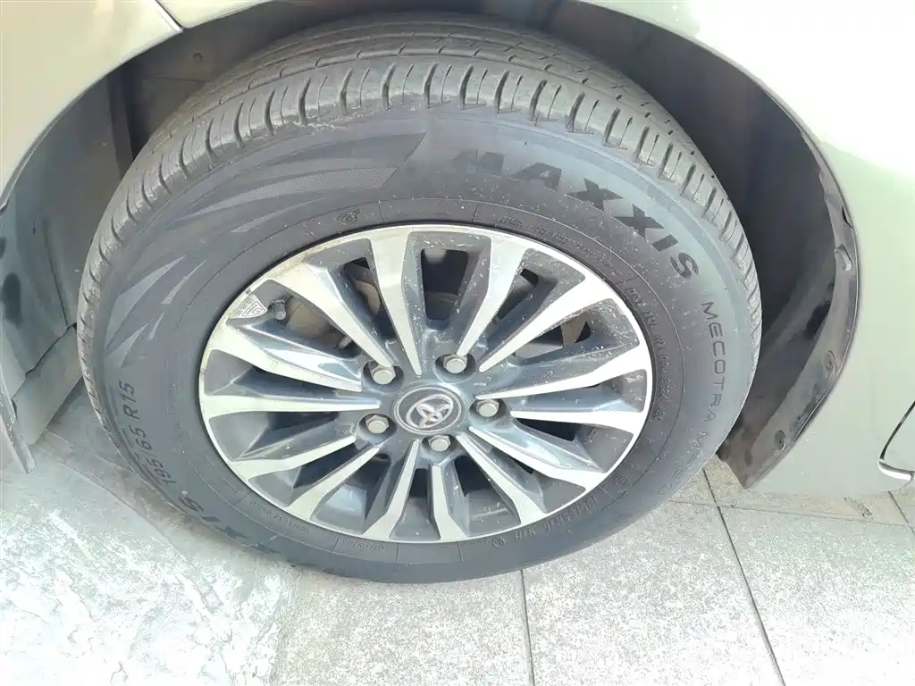 Toyota Corolla 2018 1.2T S-CVT GL-i Smart Shine Edition фото 21
